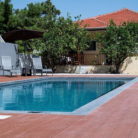 Elegant House By The Sea With Pool Βίλα Ακράτα Εξωτερικό φωτογραφία